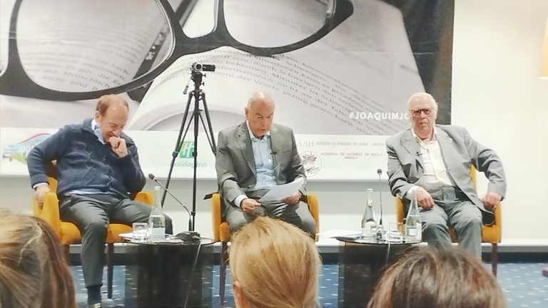 Gaia Precisa de Menezes