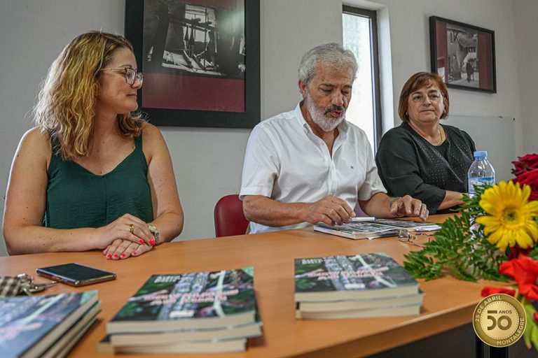 Livro Orvalhos ao Luar-Acacio Costa Tourém. Montalegre