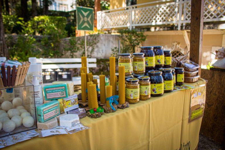 Feira do mel e do pão. Luso