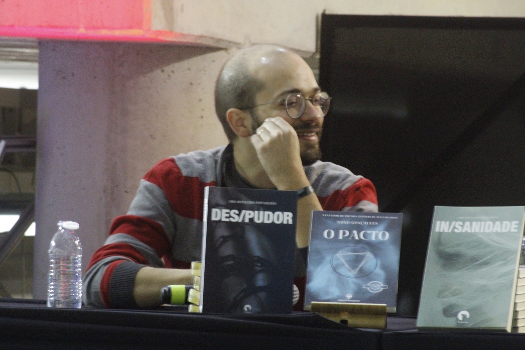 O Pacto. Livro. Nuno Gonçalves. Editorial Divergência.