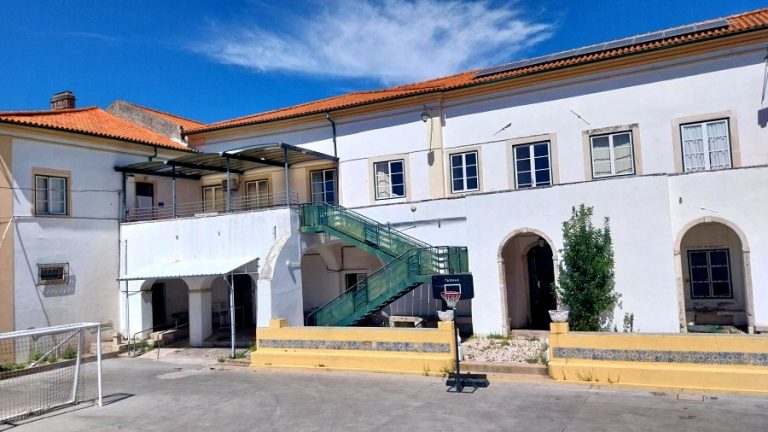 Casa de Acolhimento da SCMS – Unidades Residenciais Lar dos Rapazes e Primeiro Passos. Santarém.