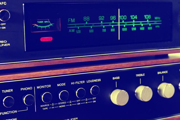 Rádio. Dia da Rádio.
