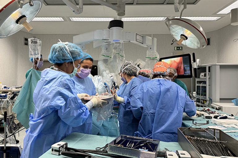 Transplante Renal Robótico. Curry Cabral. Lisboa.