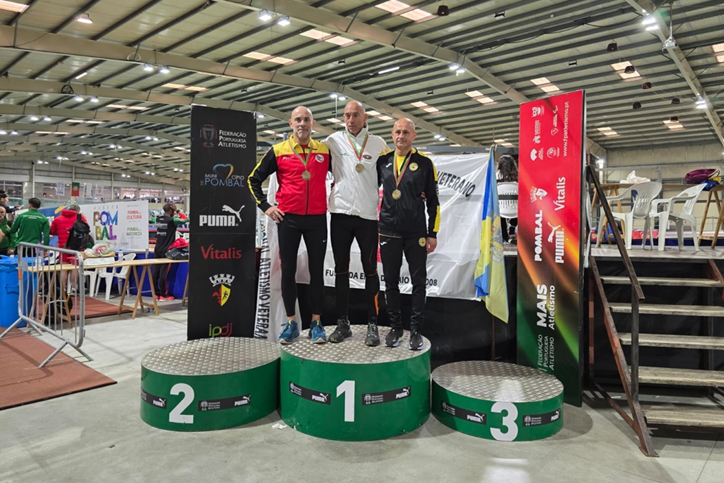 Salto em altura. Masters em pista curta