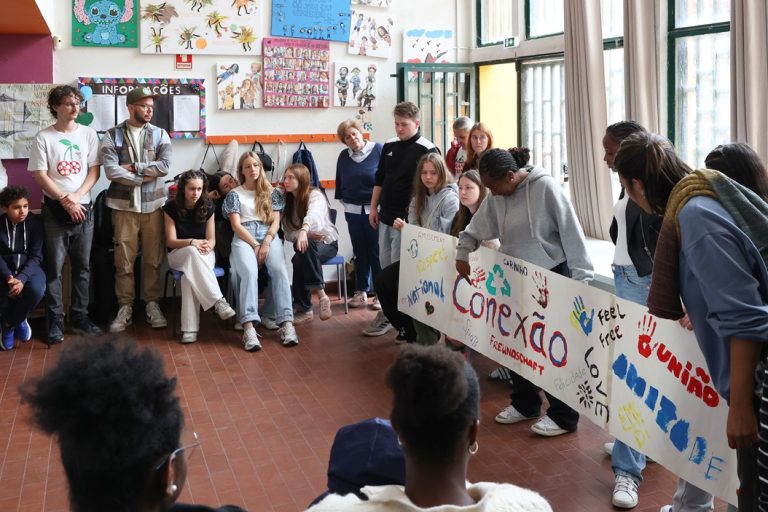 Intercâmbio_Conexão_Apresentação_resultados_participação_grupo_jovens_Setúbal