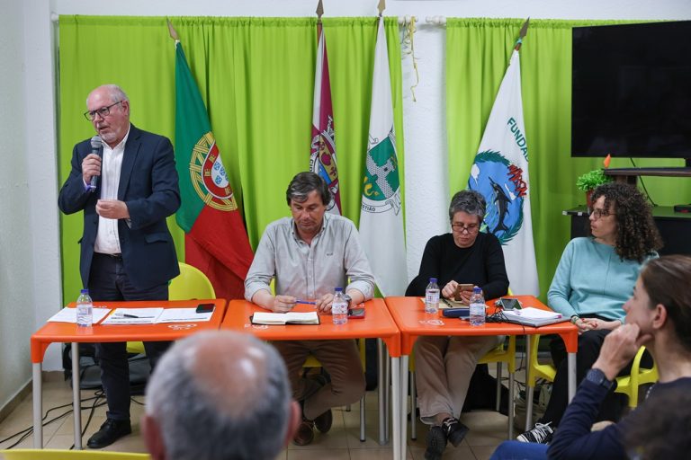 Plenário de moradores da Freguesia de São Sebastião. Setúbal.