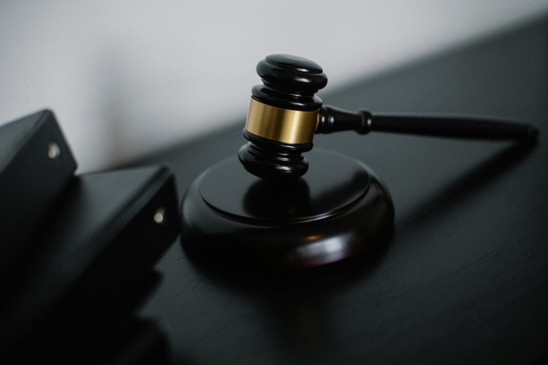 Tribunal