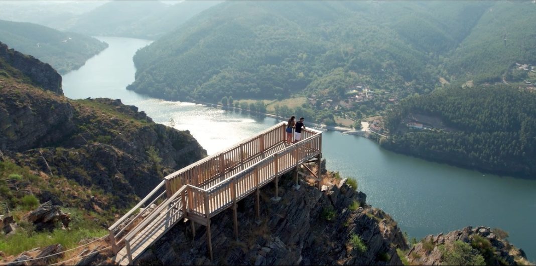 Miradouro da Boneca Penafiel.